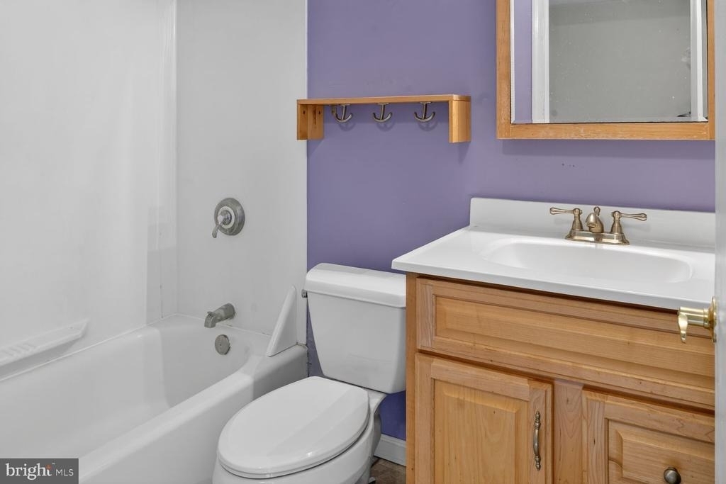 5326 King Arthur Circle - Photo 9