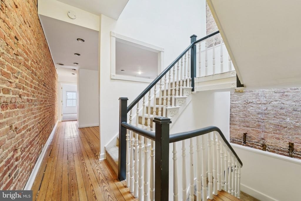 2206 E Baltimore Street - Photo 16