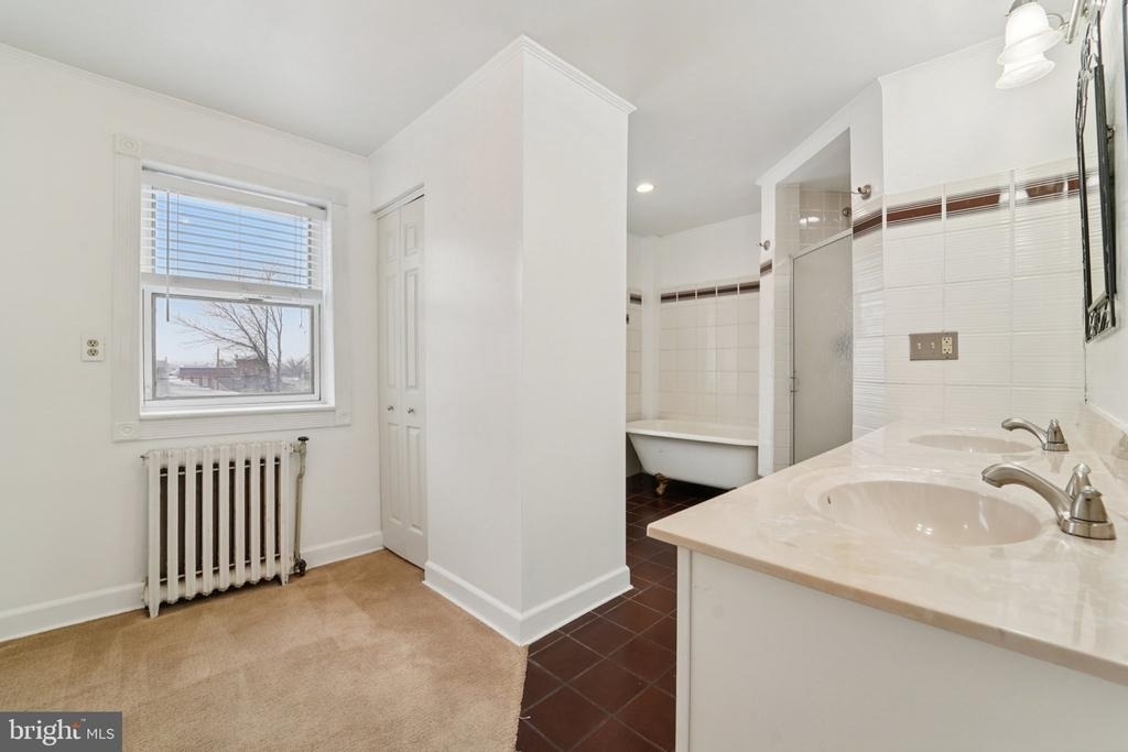 2206 E Baltimore Street - Photo 27