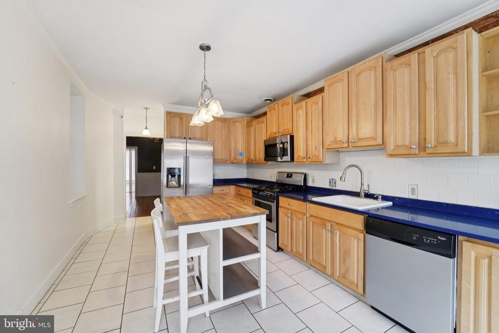 2206 E Baltimore Street - Photo 12