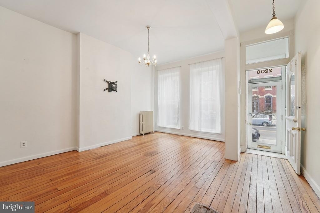 2206 E Baltimore Street - Photo 5