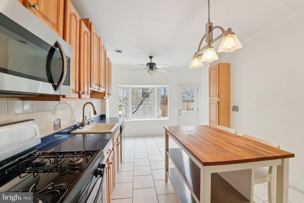 2206 E Baltimore Street - Photo 14