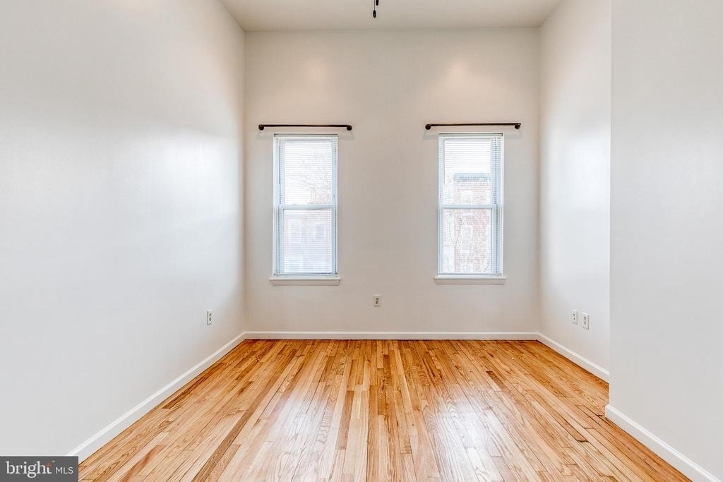 1608 S Hanover Street - Photo 12