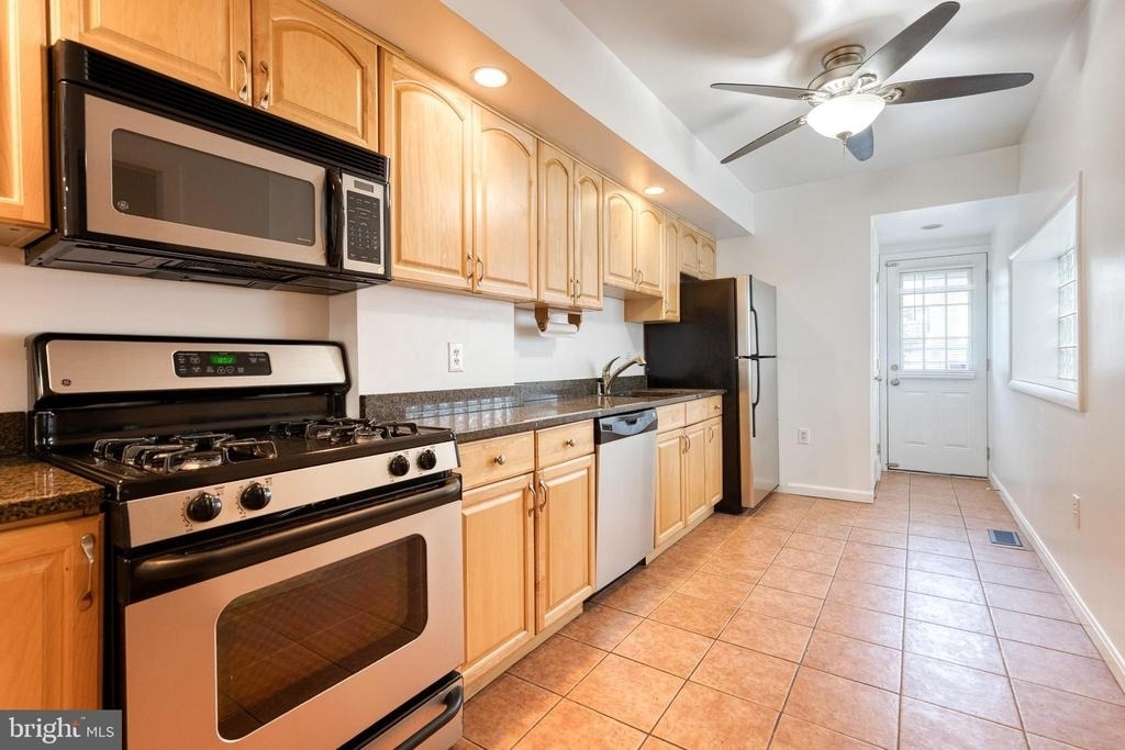 1608 S Hanover Street - Photo 6