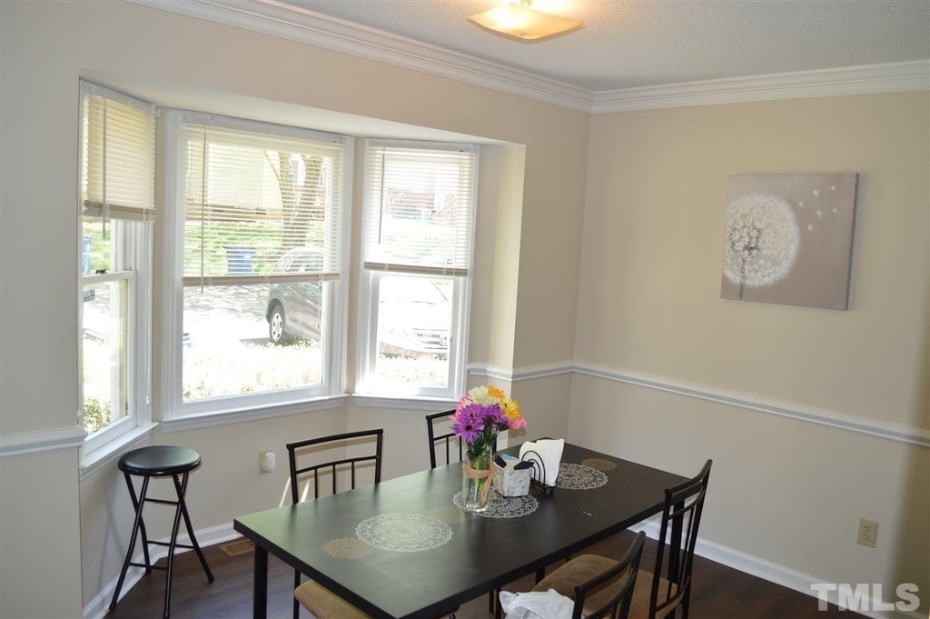 1945 Trexler Court - Photo 2