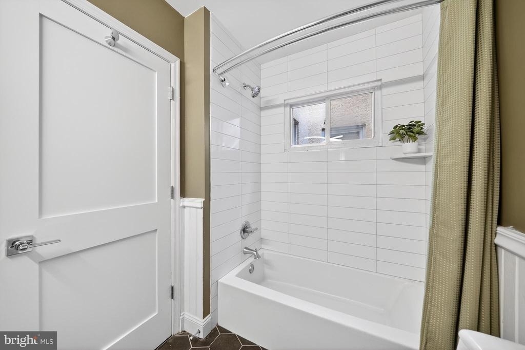 7 E Fort Avenue - Photo 40