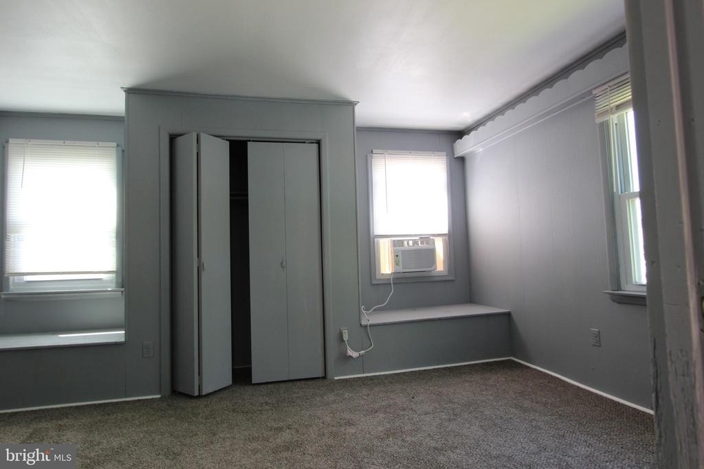104 Lincoln Avenue - Photo 10