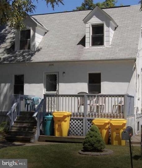 104 Lincoln Avenue - Photo 0