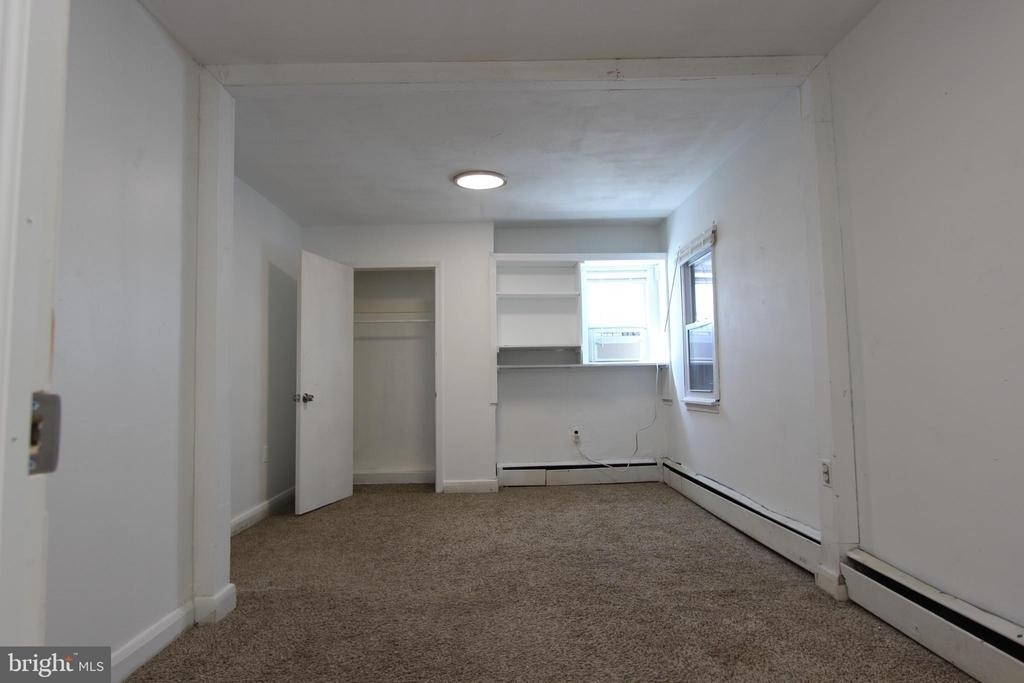 104 Lincoln Avenue - Photo 5