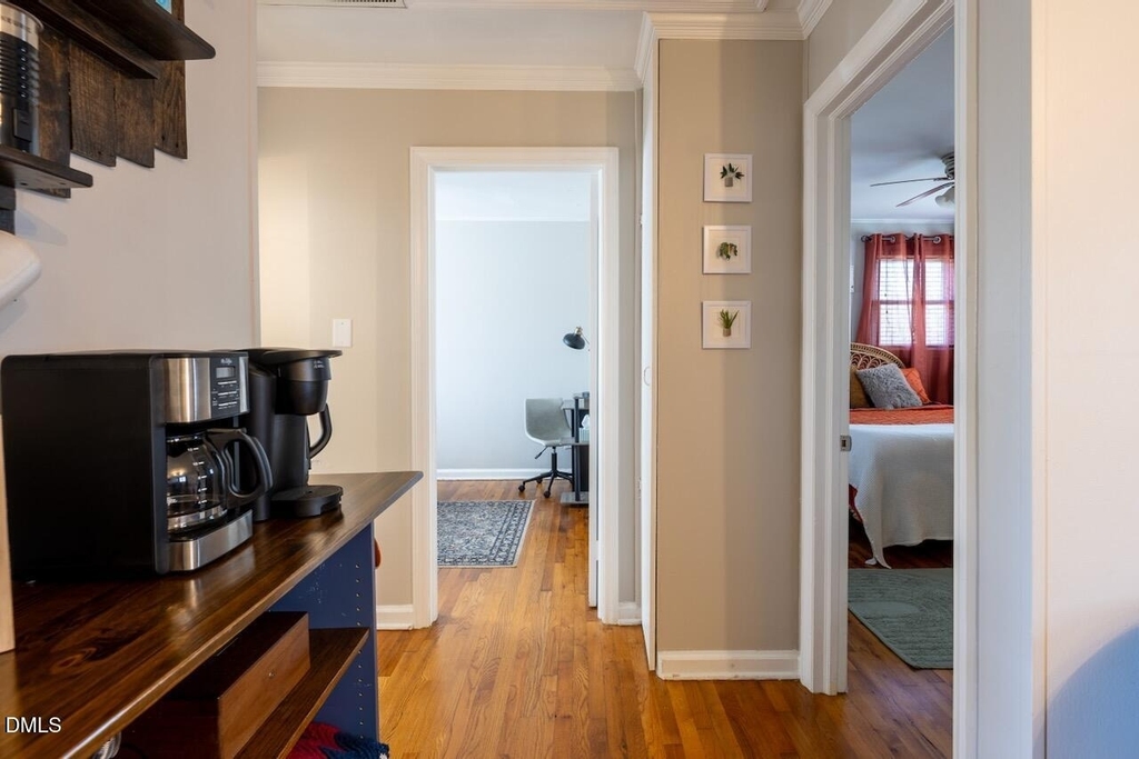 2333 Bernard Street - Photo 1