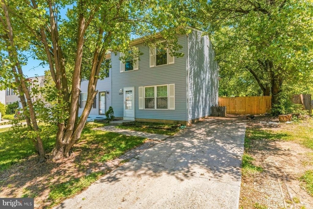 6319 Harris Heights Avenue - Photo 0