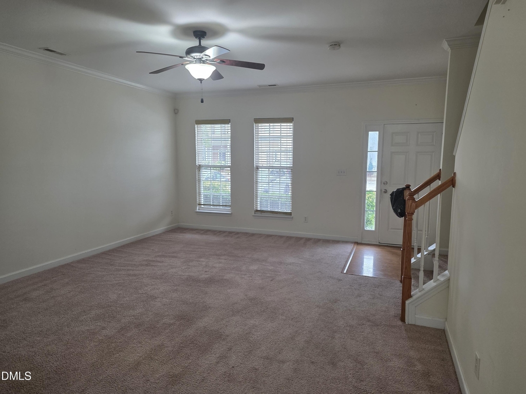 8346 Glenwood Springs Court - Photo 10