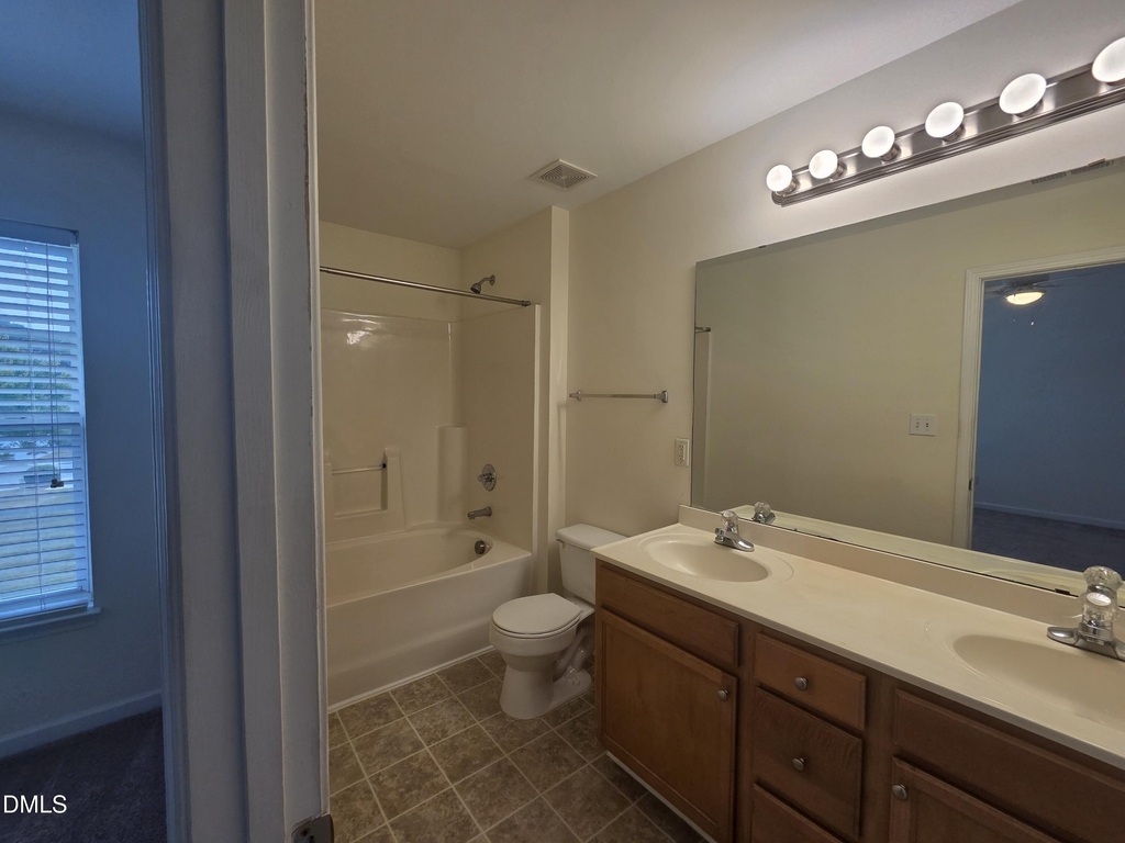 8346 Glenwood Springs Court - Photo 25