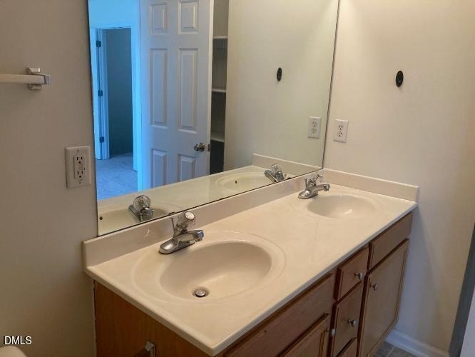 8346 Glenwood Springs Court - Photo 2