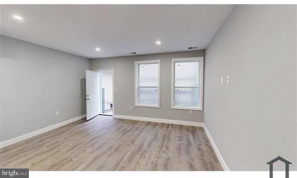 3228 Hiatt Place Nw - Photo 5