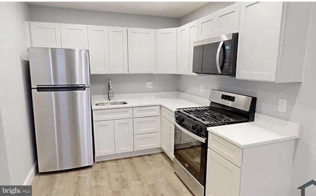 3228 Hiatt Place Nw - Photo 15