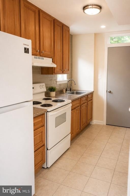 63 Galveston Place Sw - Photo 2