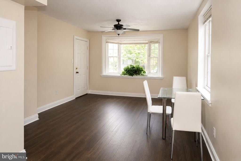 63 Galveston Place Sw - Photo 0