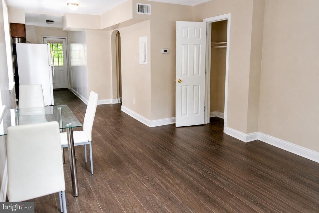 63 Galveston Place Sw - Photo 1