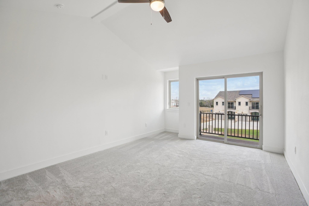 302 Tesla Circle Cir - Photo 28