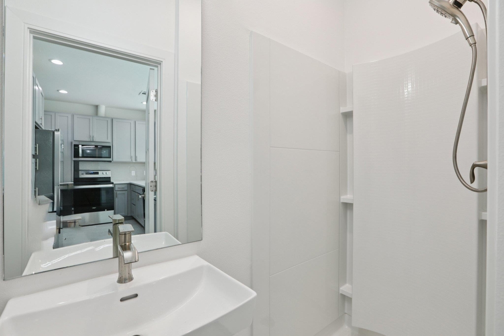 302 Tesla Circle Cir - Photo 17