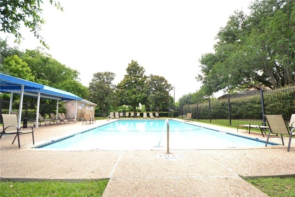 900 W Village Ln - Photo 21