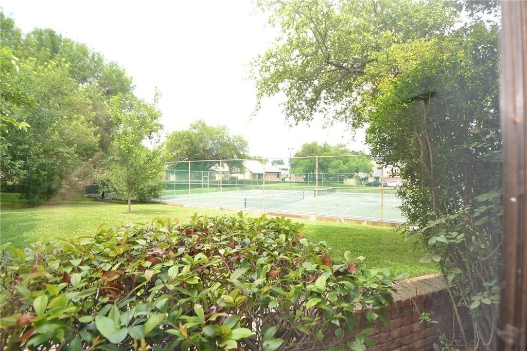 900 W Village Ln - Photo 22