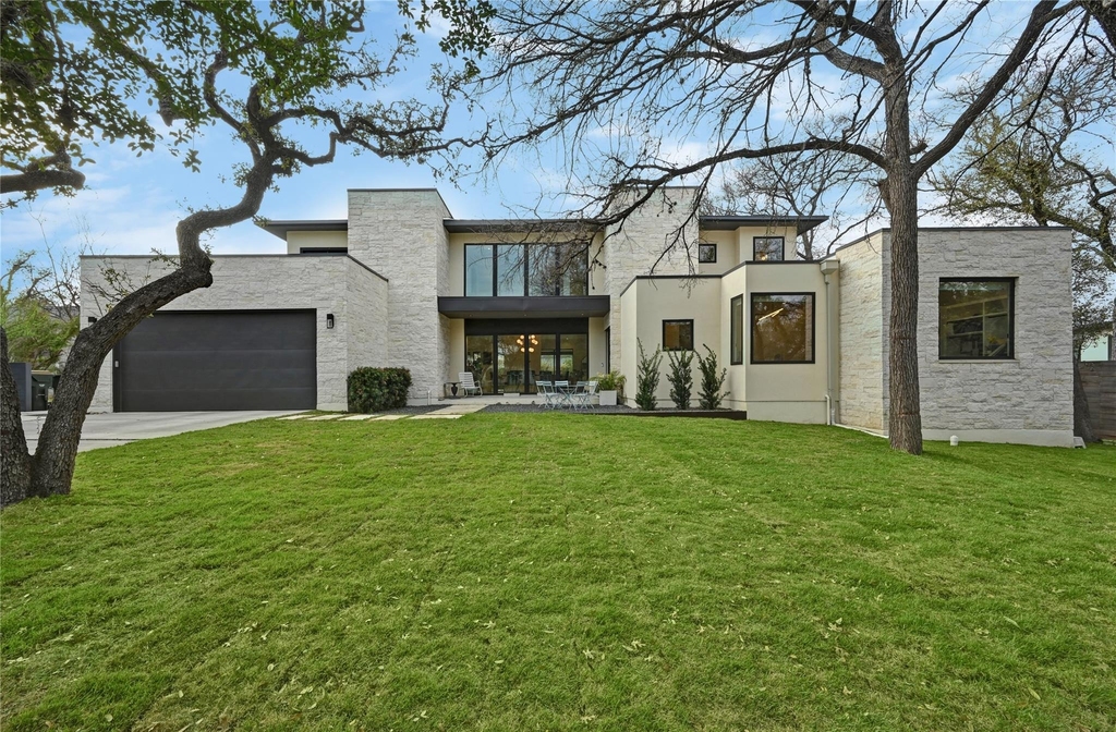 308 Briarwood Trl - Photo 0