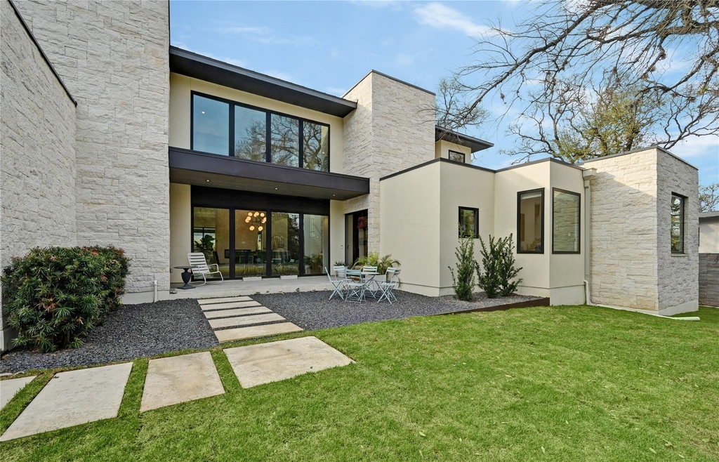 308 Briarwood Trl - Photo 1
