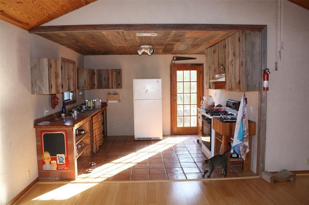 100 Valley Verde Ct - Photo 2