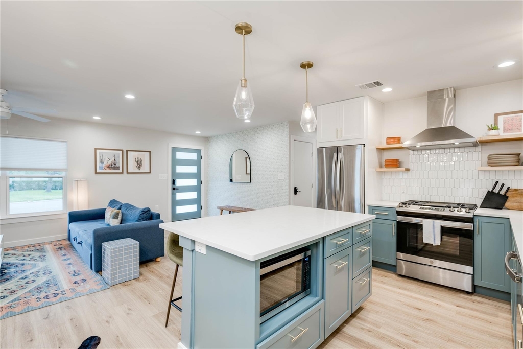 2516 Friar Tuck Ln - Photo 9