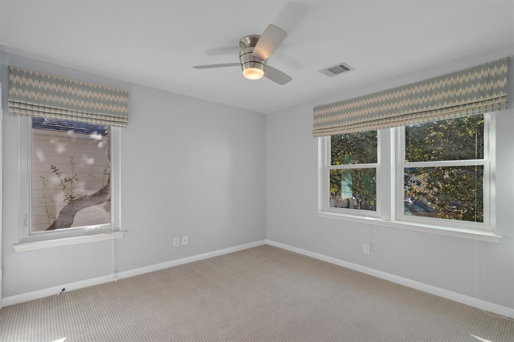1011 Brodie St - Photo 23