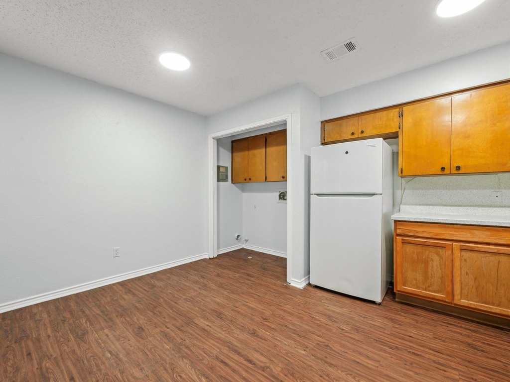 1816 Rawhide Loop - Photo 4