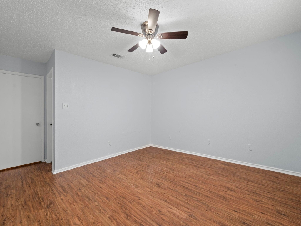1816 Rawhide Loop - Photo 8