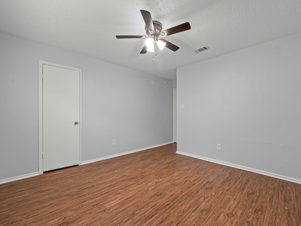 1816 Rawhide Loop - Photo 10