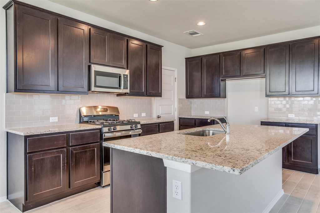 146 White Dunes Dr - Photo 10