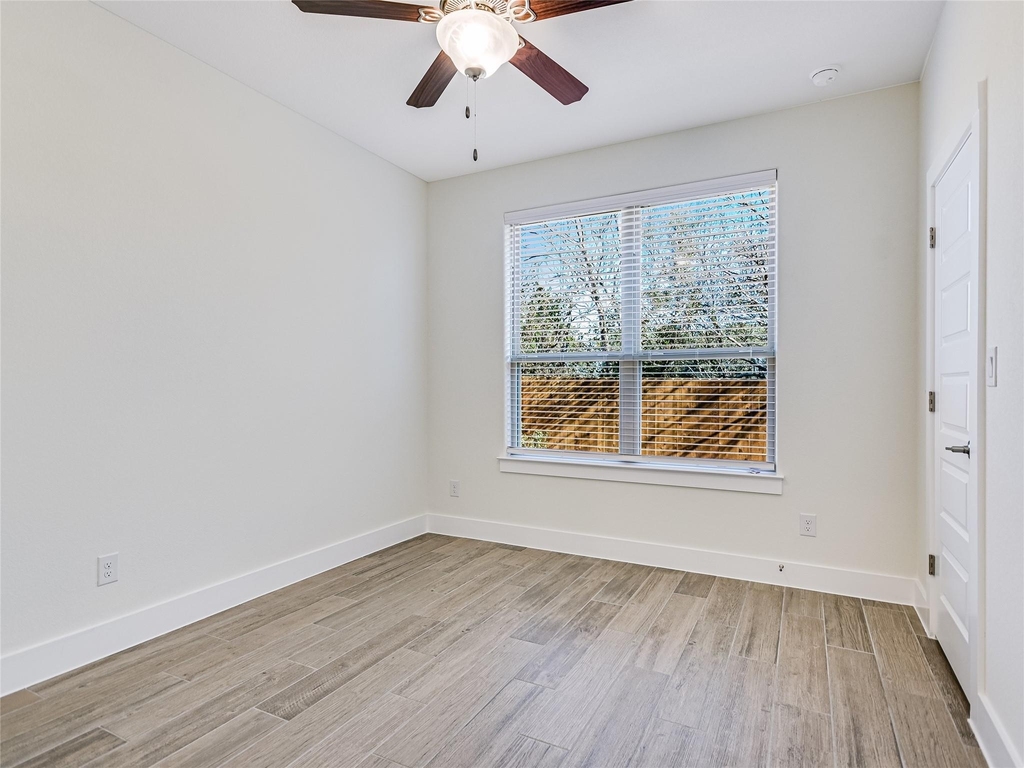 450 Parkline Dr - Photo 9
