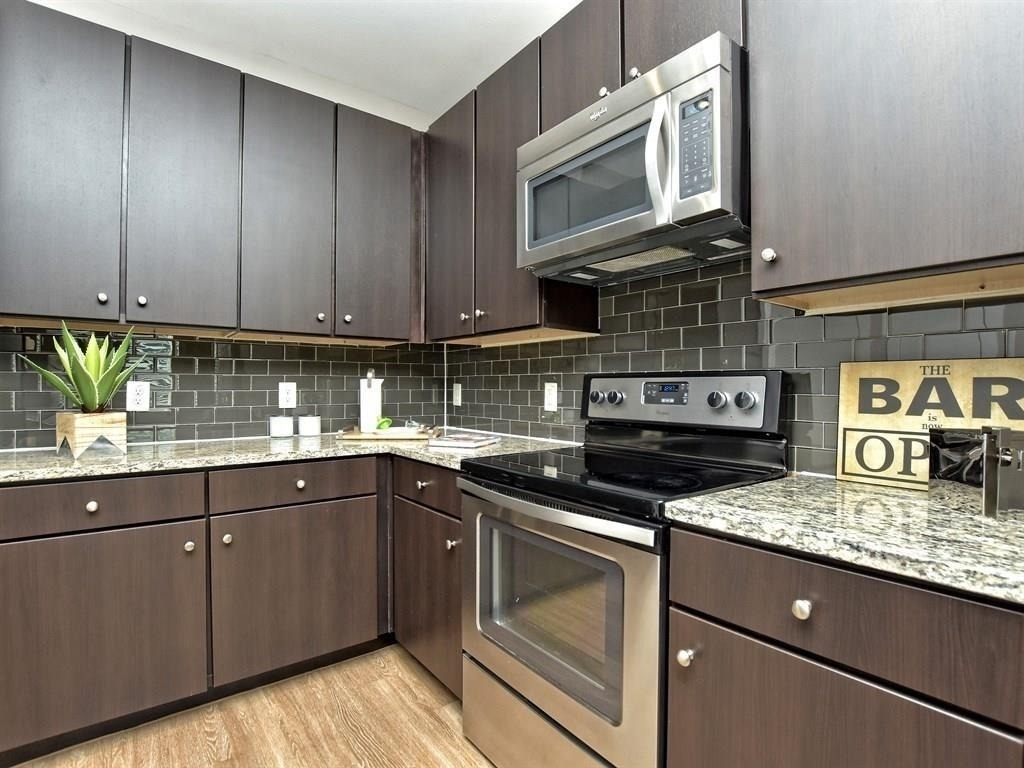 1900 Barton Springs Rd - Photo 3