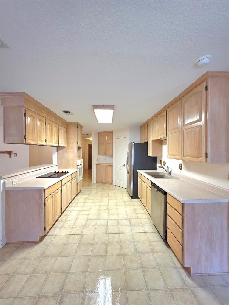 651 Purple Sage Dr - Photo 3