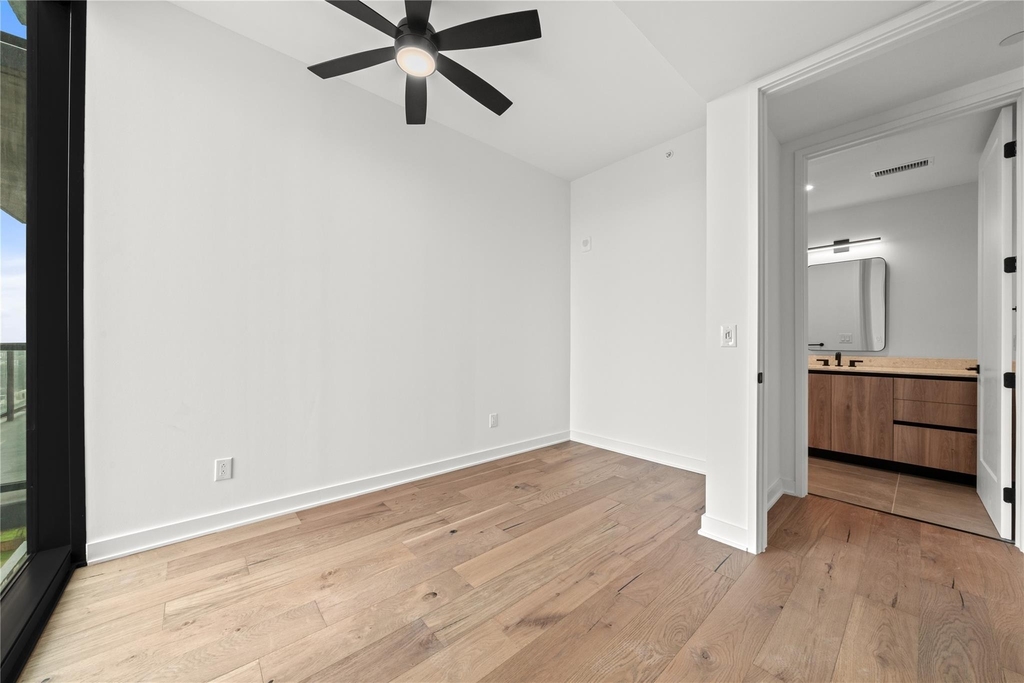 84 East Ave - Photo 8