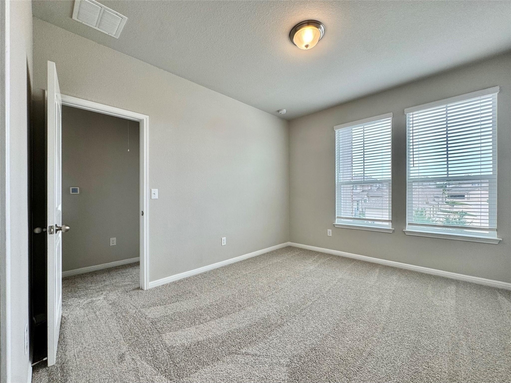 407 Rhetoric Way - Photo 14