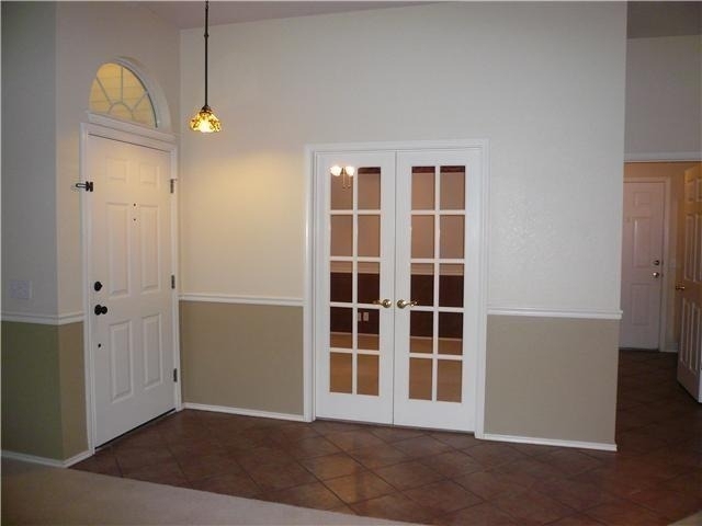 8102 Lerwick Ln - Photo 5