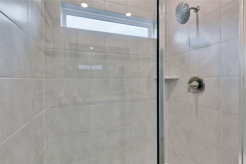 6501 Dragride Rd - Photo 11