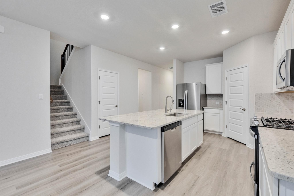 6501 Dragride Rd - Photo 8