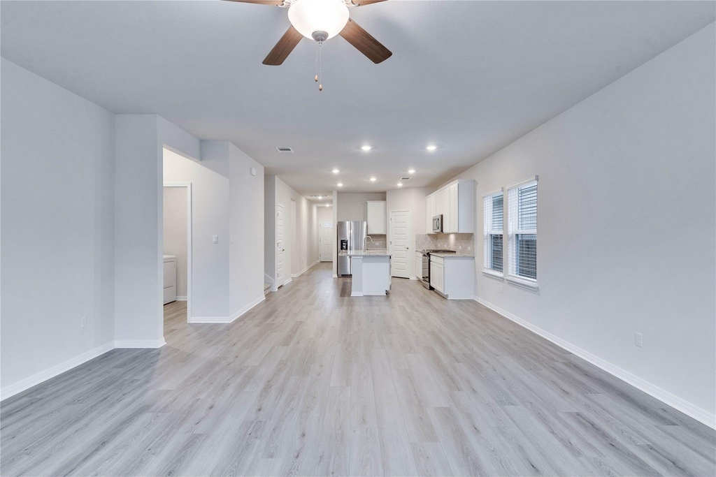 6501 Dragride Rd - Photo 2