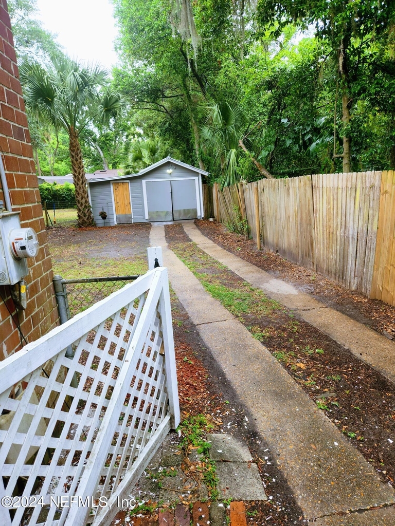 2134 Camden Avenue - Photo 15