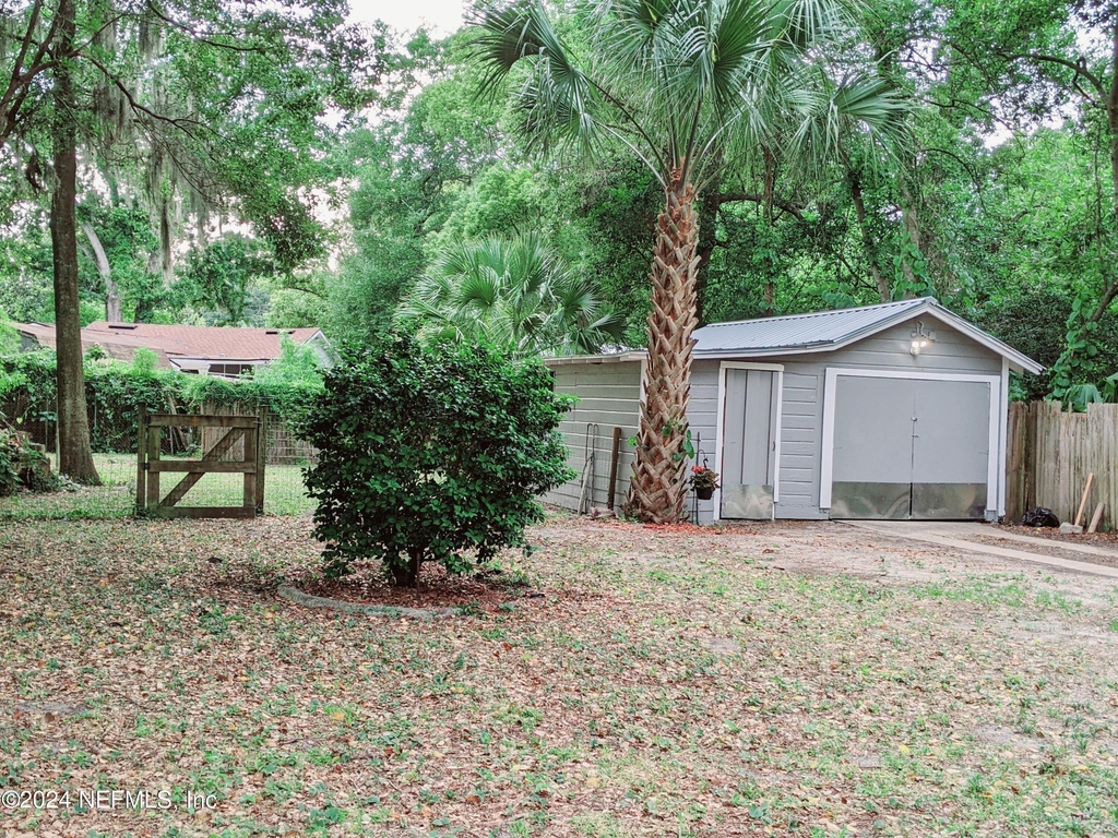 2134 Camden Avenue - Photo 13