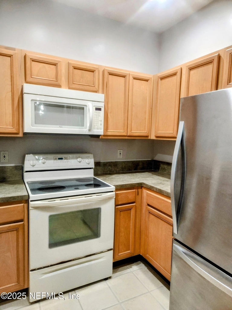 8601 Beach Boulevard - Photo 7