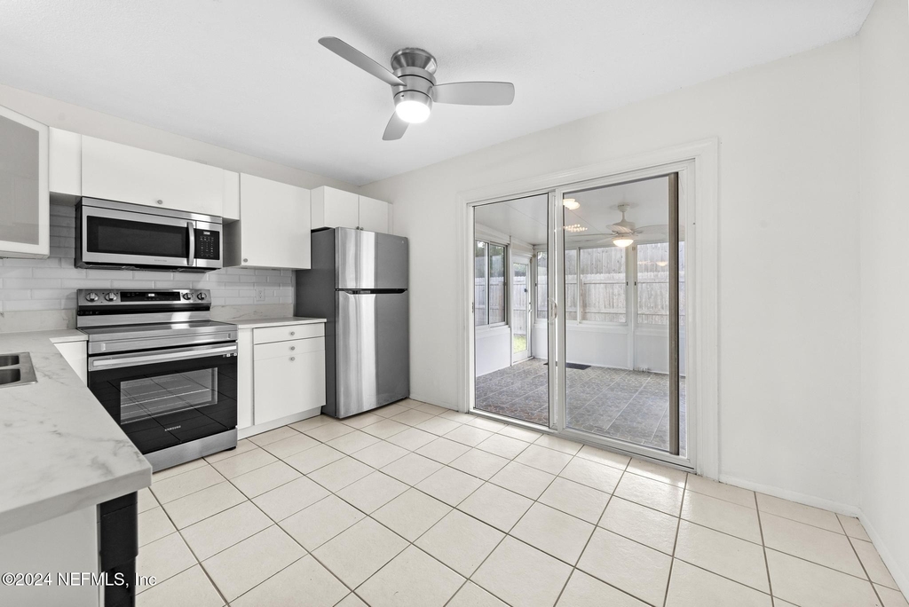 11471 Stinger Way - Photo 8
