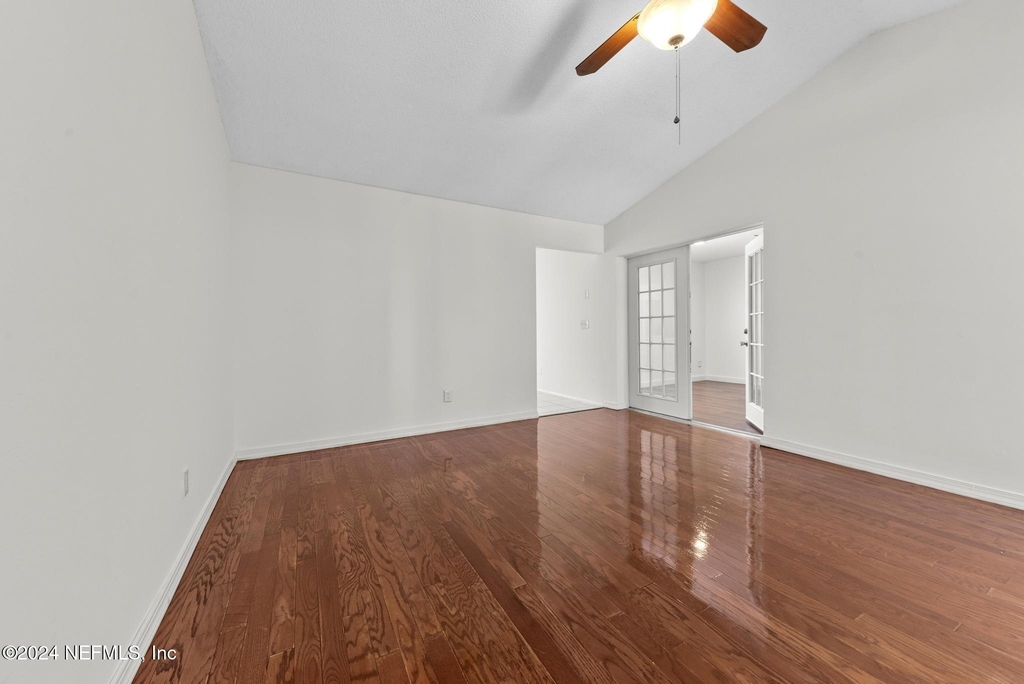 11471 Stinger Way - Photo 5